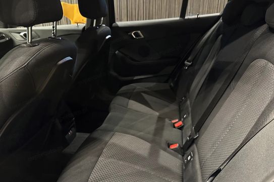 BMW Seria 1 118i Advantage