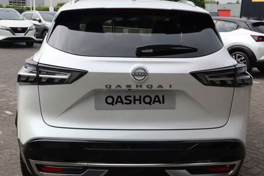 Nissan Qashqai Tekna Xtronic 1.3 DIG-T mHEV