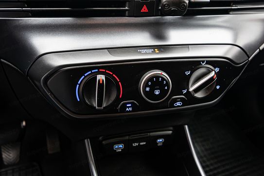 Hyundai Bayon 1.0 T-GDI Modern