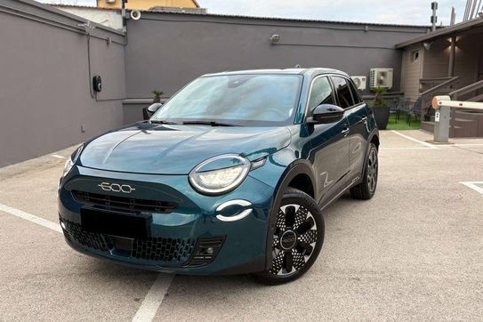 Fiat 600 La Prima 1.2 Turbo Hybrid eDCT
