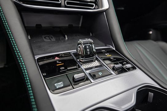 BYD Seal U DM-i  Design AWD