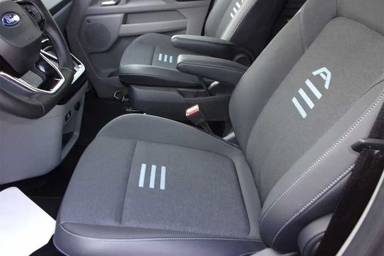 Ford Tourneo Custom 320 L2H1 Active A8 AWD