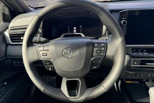 Toyota Camry Prestige 2.5 Hybrid Dynamic Force