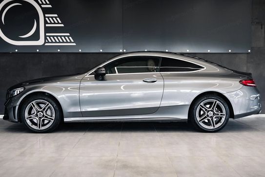 Mercedes Klasa C 300 4MATIC 9G-Tronic