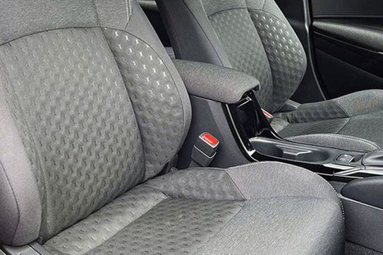 Toyota Corolla Comfort 1.5 benzyna