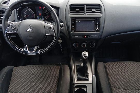 Mitsubishi ASX 2.0 Invite