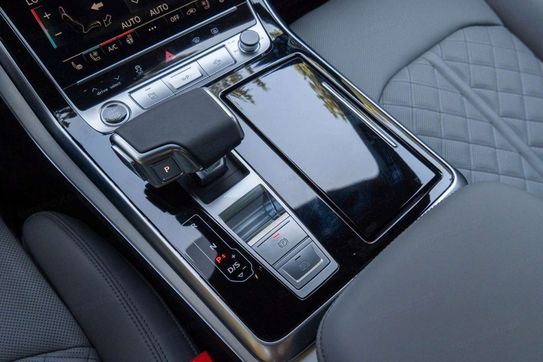 Audi Q7 TDI quattro S Line