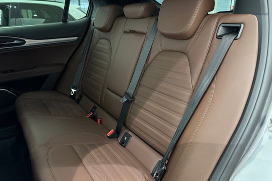 Alfa Romeo Stelvio Turbo Veloce Q4