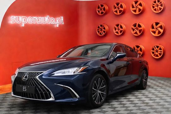 Lexus ES 300h Business Edition 2.5 E-CVT
