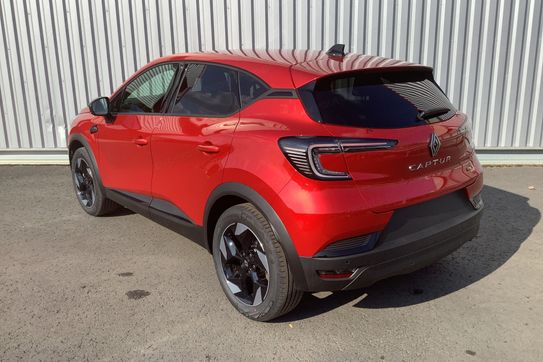 Renault Captur Techno 1.8 E-Tech Full Hybrid AT