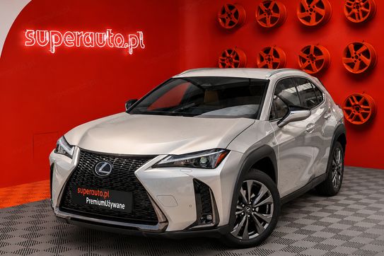 Lexus UX 300h F Sport Design