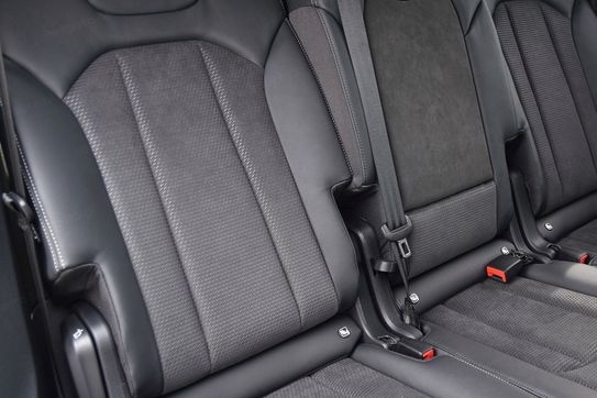 Audi Q7 TDI quattro S Line