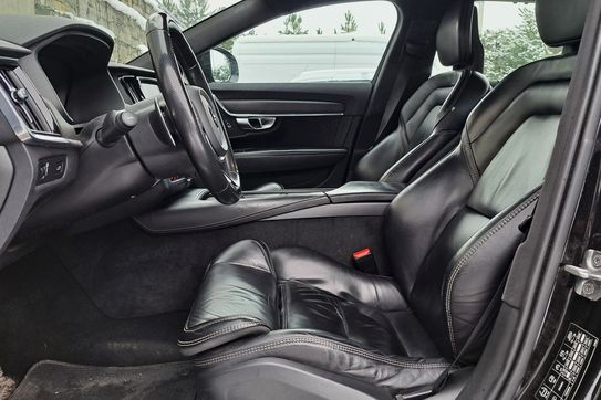 Volvo V90 Cross Country D5 AWD Pro