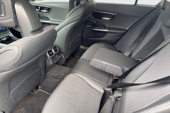 Mercedes Klasa C 200 d Avantgarde
