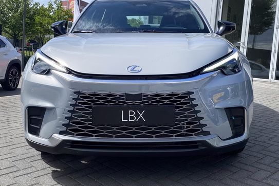 Lexus LBX Elegant 1.5 Hybrid