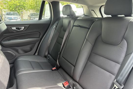 Volvo V60 B3 B Core