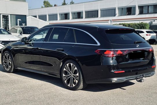 Mercedes E Klasa 220 d 4-Matic Avantgarde Estate