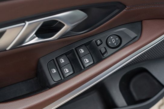 BMW Seria 3 320d xDrive Luxury Line