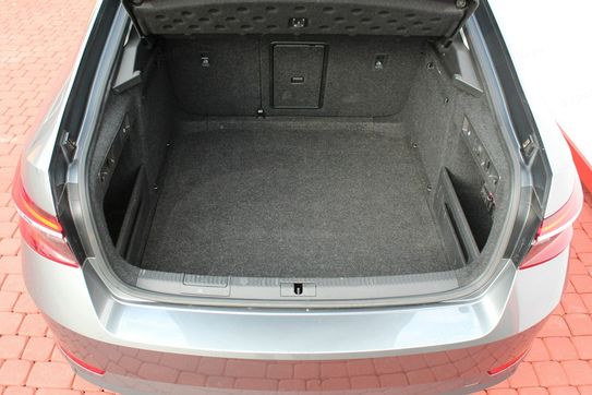 Skoda Superb 1.5 TSI Ambition DSG