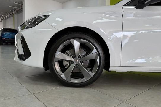 Cupra Leon 1.5 e-TSI DSG
