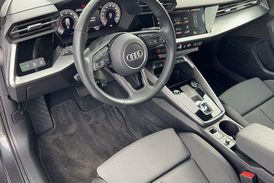 Audi A3 30 TFSI mHEV S tronic