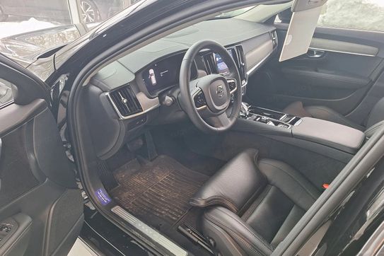 Volvo V90 T8 Plug-In Hybrid AWD Plus Dark