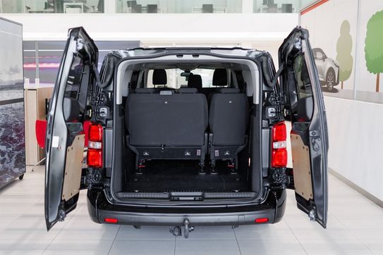 Toyota Proace Verso Long L2H1 Business AT