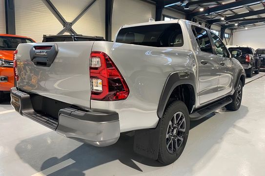 Toyota HiLux Double Cab Invincible