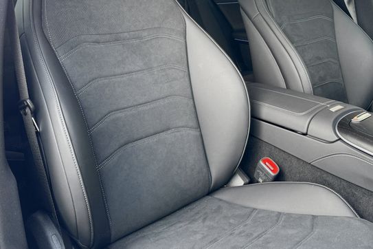 Mercedes Klasa E 200 4-Matic AMG