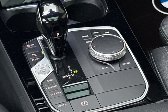 BMW Seria 1 120i M Sport sport-aut