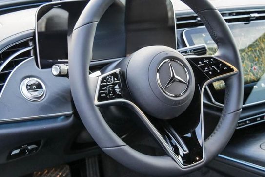 Mercedes Klasa E 220 d mHEV 4-Matic Avantgarde