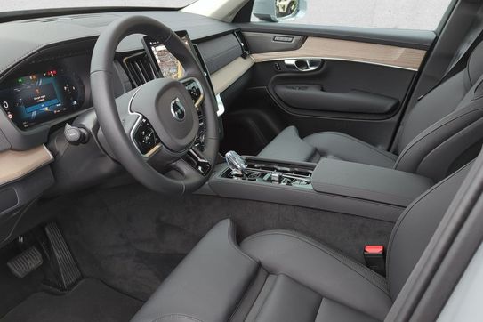Volvo XC90 B5 B AWD Plus Dark 7os aut
