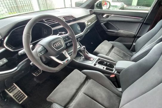 Audi Q3 RS S tronic