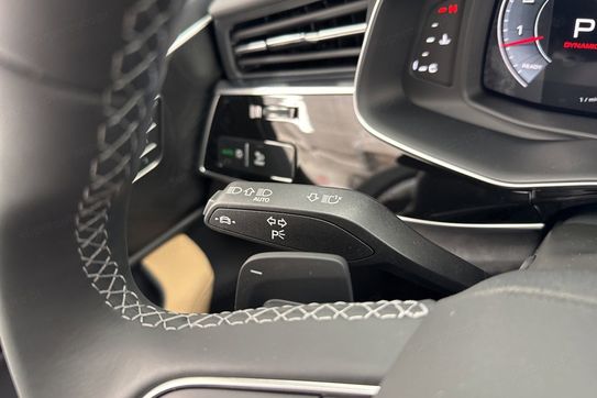 Audi Q7 55 TFSI e quattro S Line