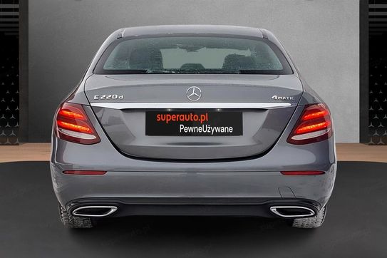 Mercedes E Klasa 220 d 4MATIC