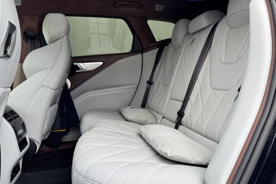 BMW XM PHEV sport-aut