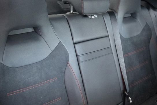 Mercedes CLA 250 4-Matic AMG Line Shooting Brake