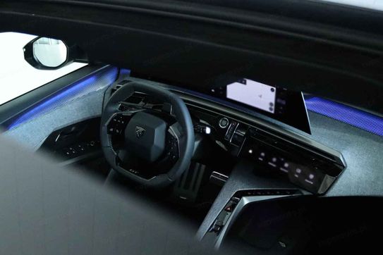 Peugeot 5008 GT Exclusive S&S e-DCS6 1.2 PureTech mHEV