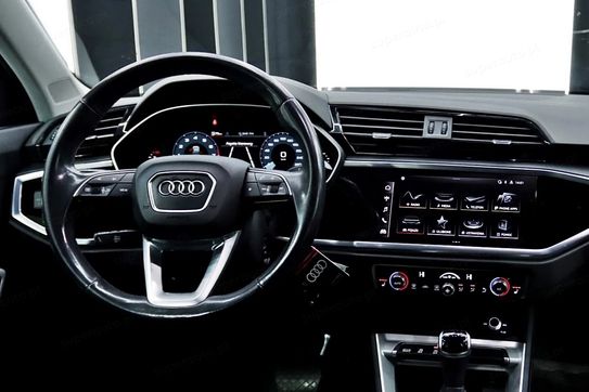 Audi Q3 35 TFSI mHEV S tronic