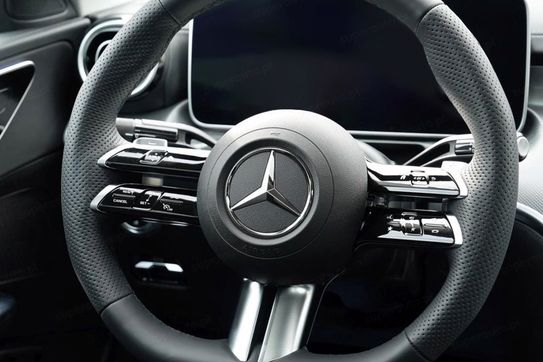 Mercedes Klasa C 220 d 4MATIC AMG Line