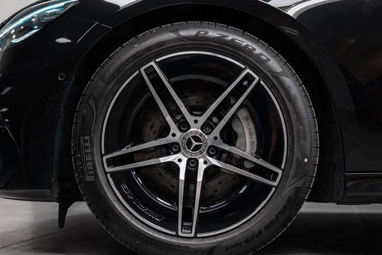 Mercedes Klasa E 300 de  4-Matic AMG Estate