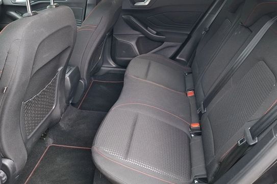 Ford Focus 1.0 EcoBoost ST-Line X