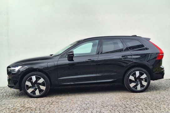 Volvo XC60 T8 Plug-In Hybrid AWD Plus Dark aut