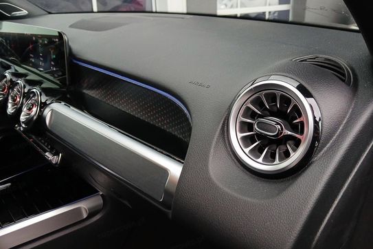 Mercedes GLB 220 4MATIC AMG Line