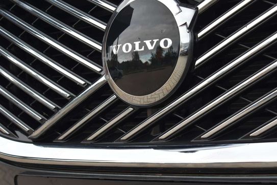 Volvo XC60 B5 AWD Plus Bright