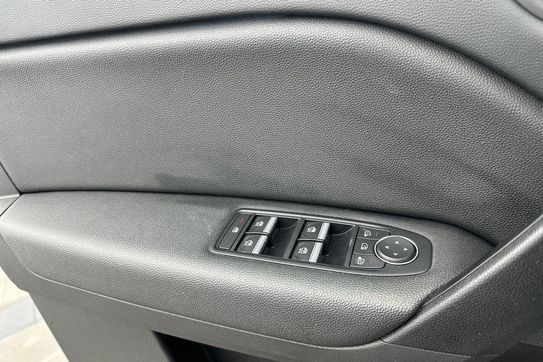 Renault Captur Intens 1.3 E-Tech EDC