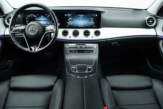 Mercedes E Klasa 220 d 4-Matic AMG/Avantgarde