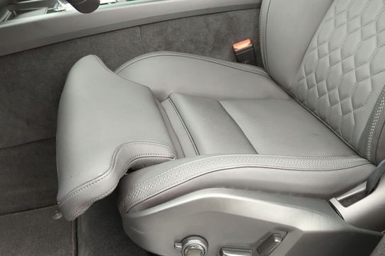 Volvo XC60 B5 B AWD Plus Dark aut