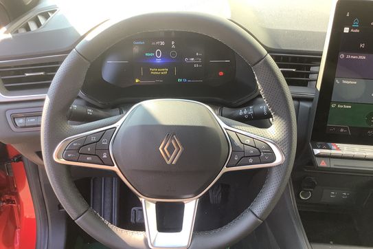 Renault Captur Techno 1.8 E-Tech Full Hybrid AT