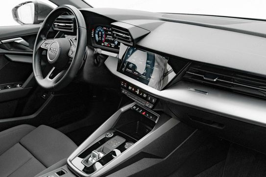 Audi A3 35 TFSI mHEV S tronic